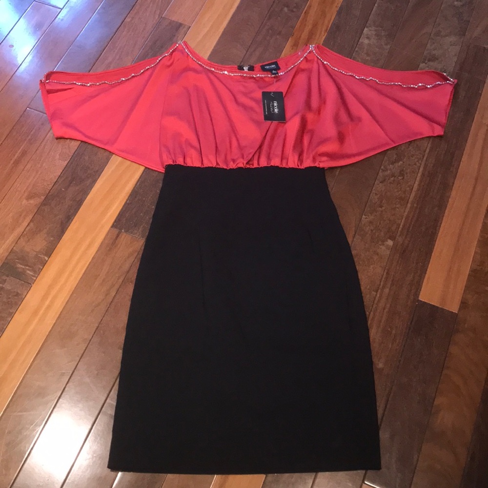 ❤️NWT Nicole By Nicole Miller Size 6 Dress❤️